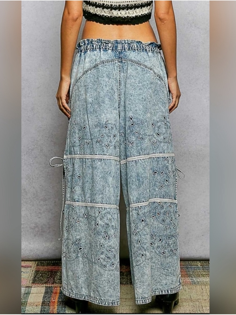 New: POL Boho Light Blue Laser-Cut Patchwork Wide-Leg Jeans•Medium - Picture 4 of 7